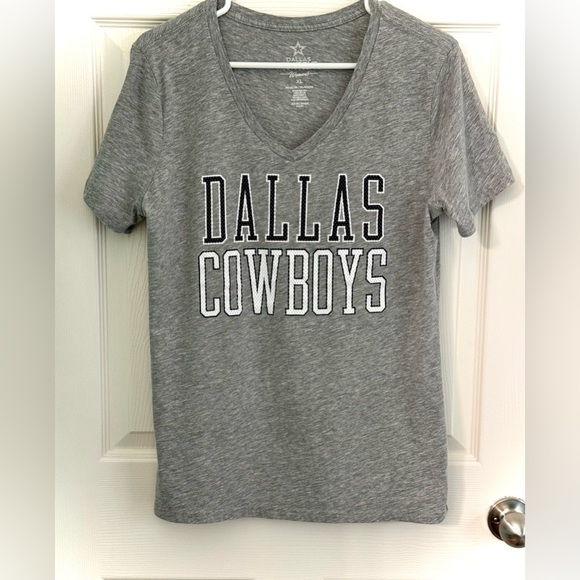 Dallas Cowboys Grey V-Neck Tee - Picture 1 of 9